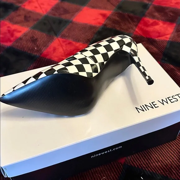 Nine West Checkered Heels - Picture 3 of 4